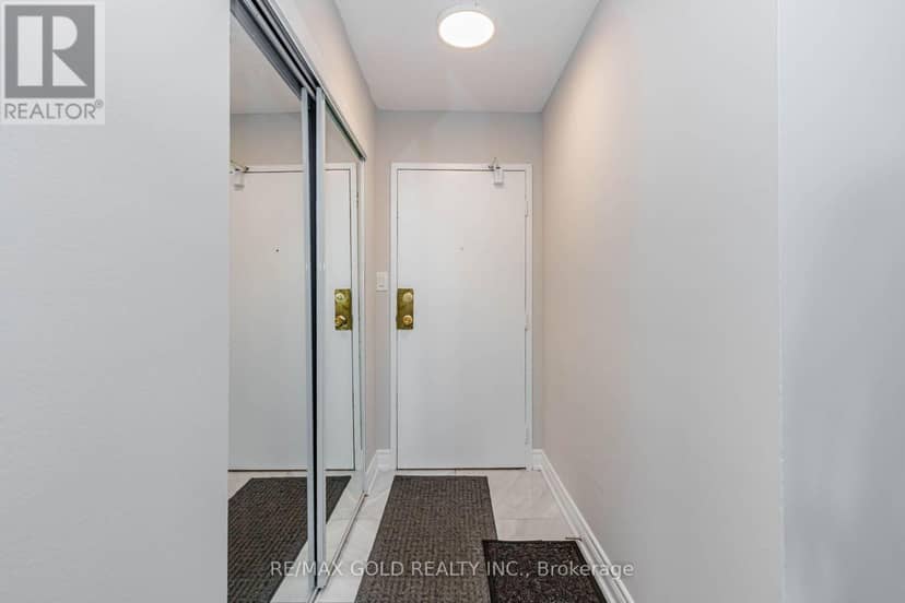 415 - 100 Wingarden Court — photo 12 of 40