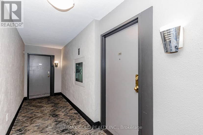 415 - 100 Wingarden Court — photo 10 of 40