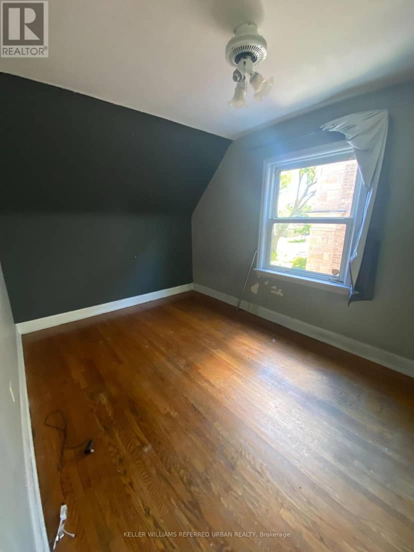 32 Amesbury Drive, Toronto, photo 8