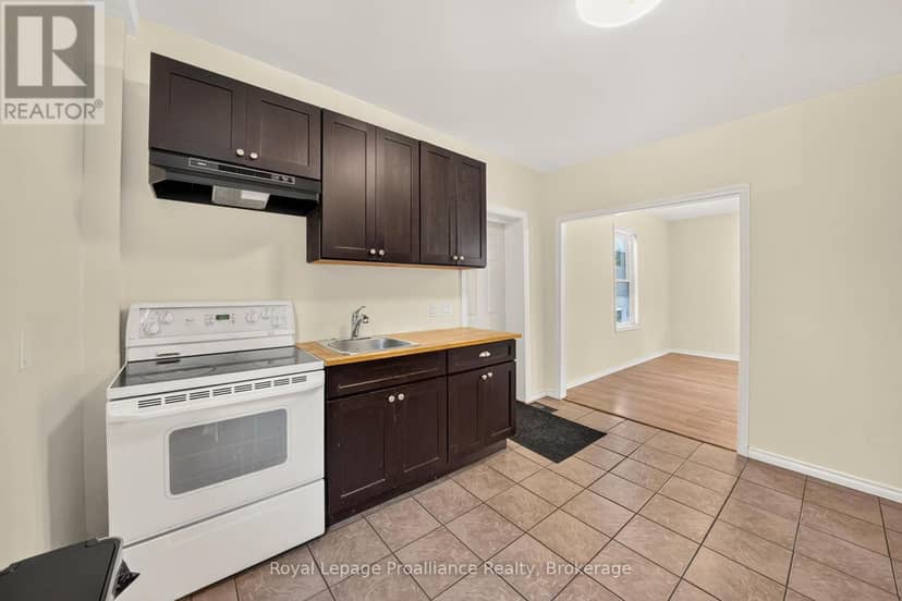 37 Lorne Avenue — photo 13 of 40