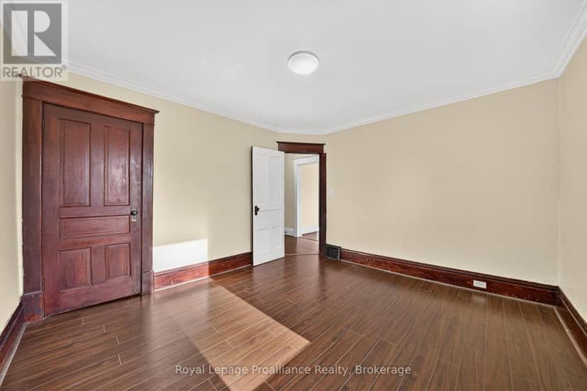 37 Lorne Avenue — photo 24 of 40
