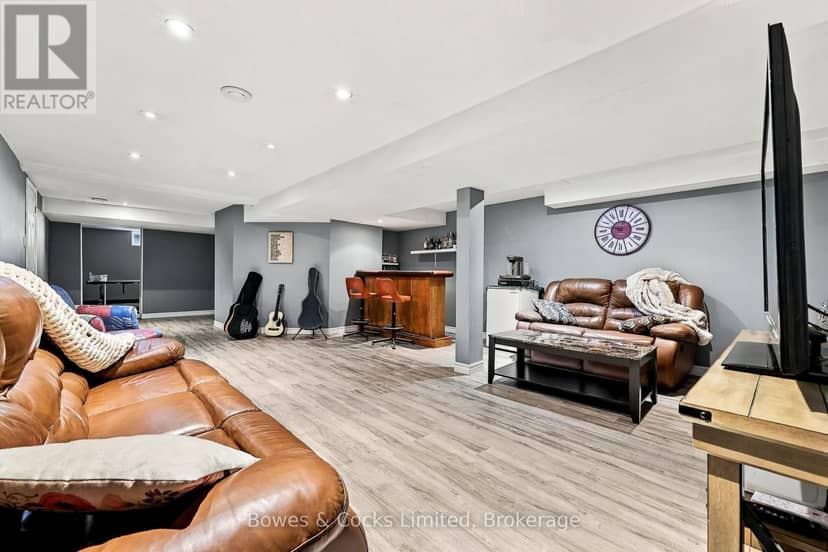1357 Hetherington Drive — photo 27 of 36