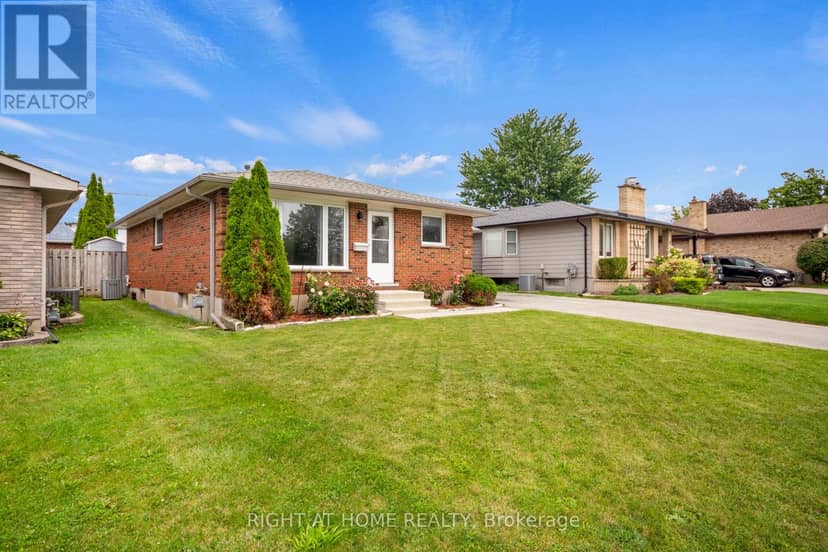 7 Raven Avenue — photo 3 of 25