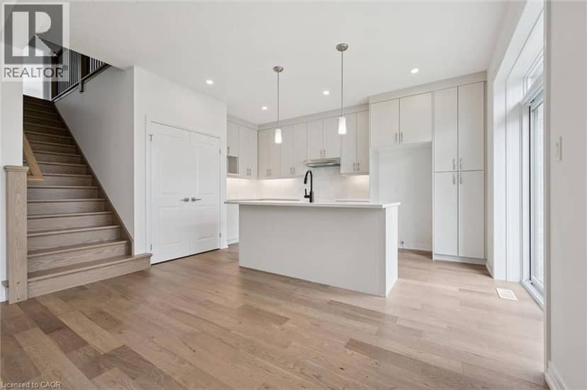 451 BENNINGER Street — photo 10 of 34
