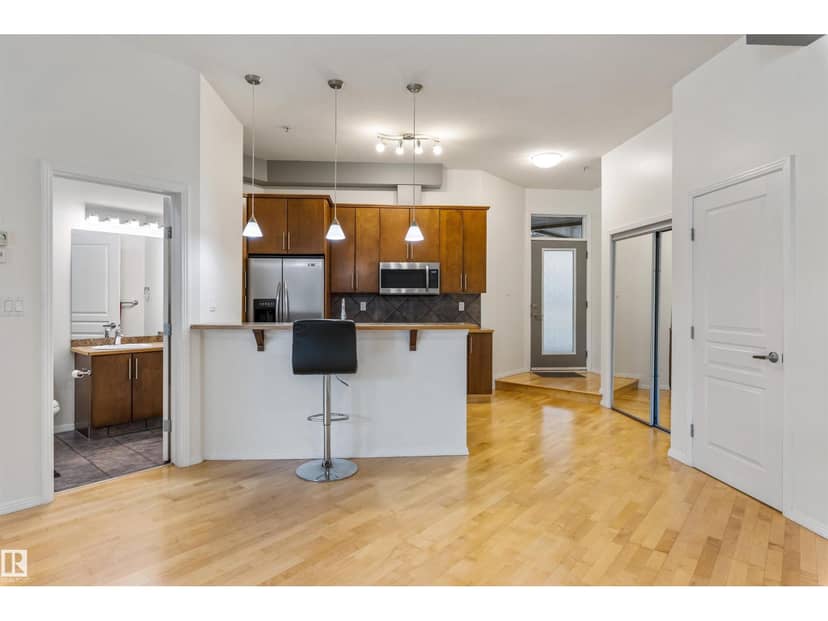 #105 10531 117 ST NW — photo 9 of 29