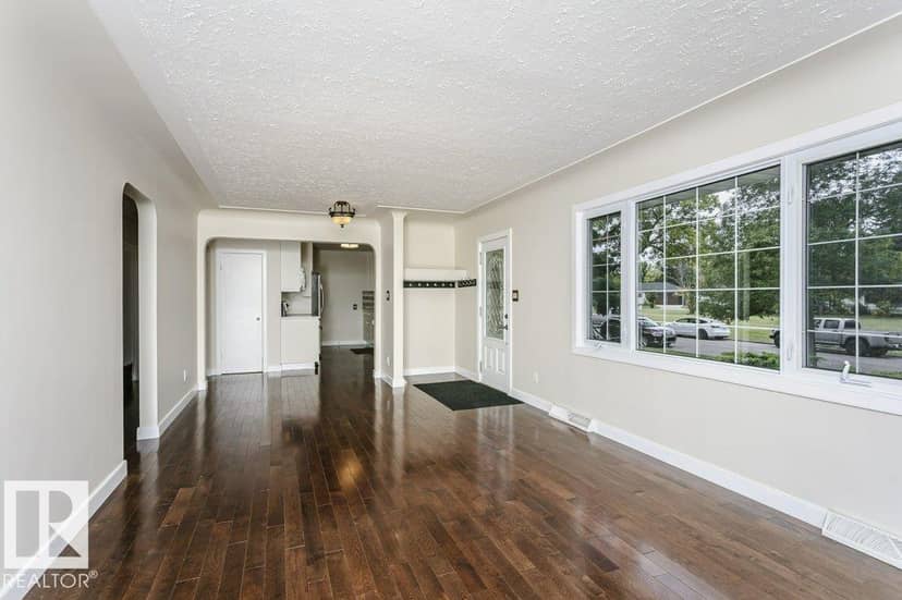12255 Dovercourt Cr NW, Edmonton, photo 4