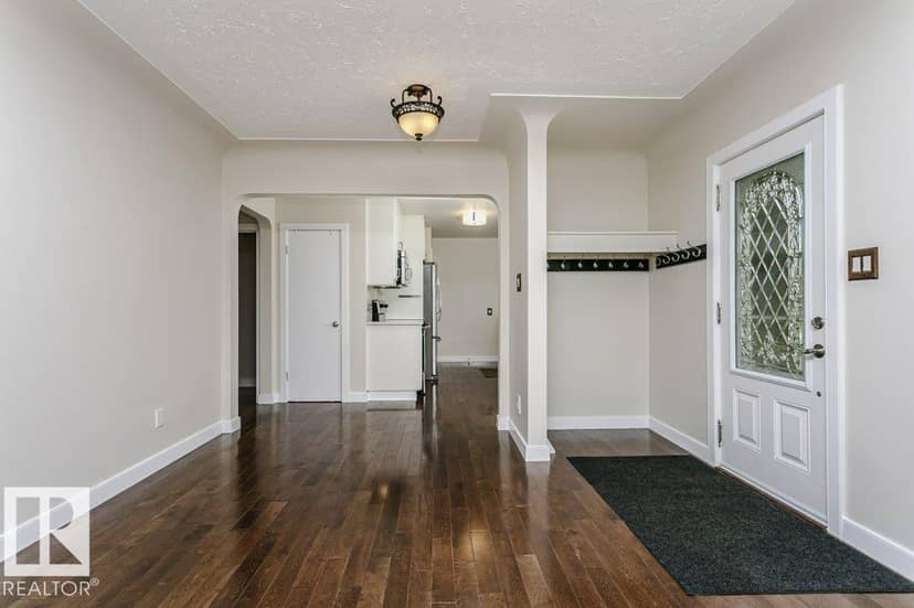12255 Dovercourt Cr NW, Edmonton, photo 5