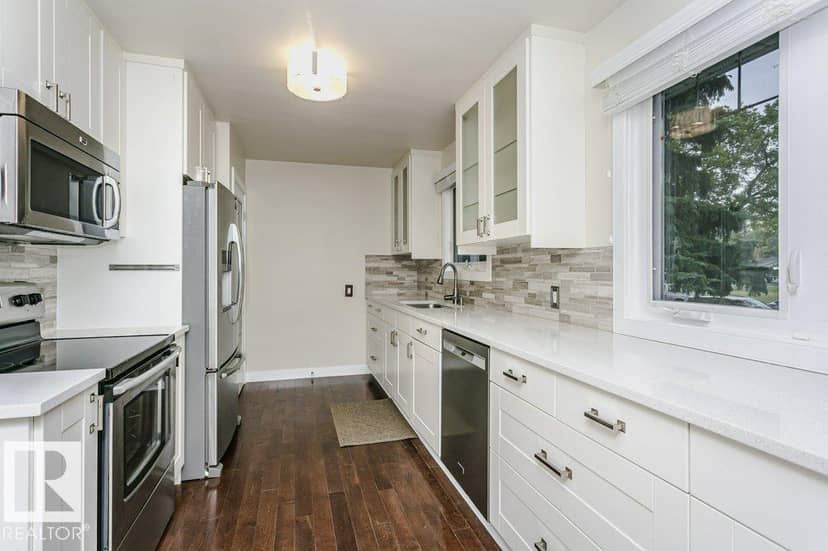 12255 Dovercourt Cr NW, Edmonton, photo 6