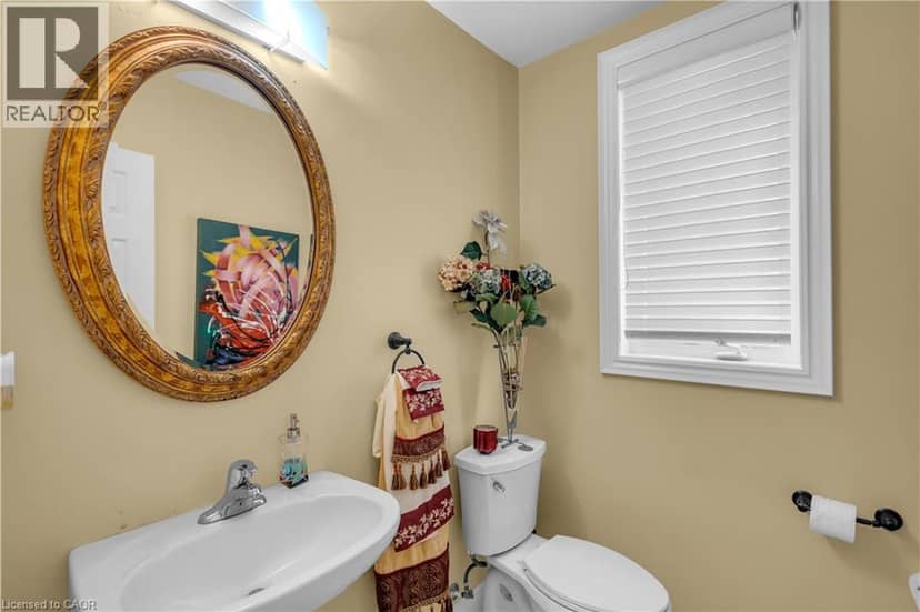 35 WILMOT Road, Brantford, photo 8