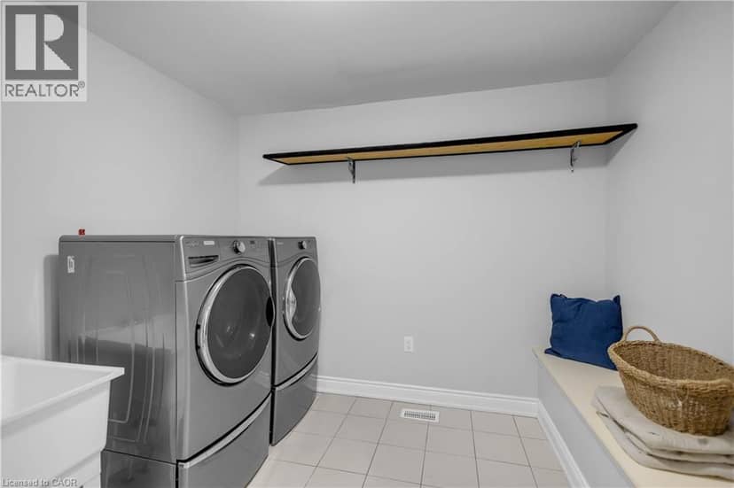 35 WILMOT Road — photo 18 of 40