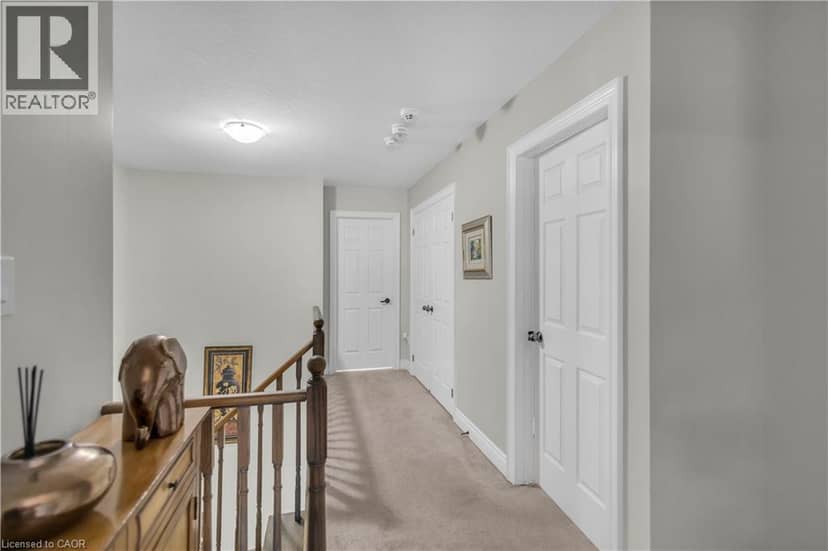 35 WILMOT Road — photo 20 of 40