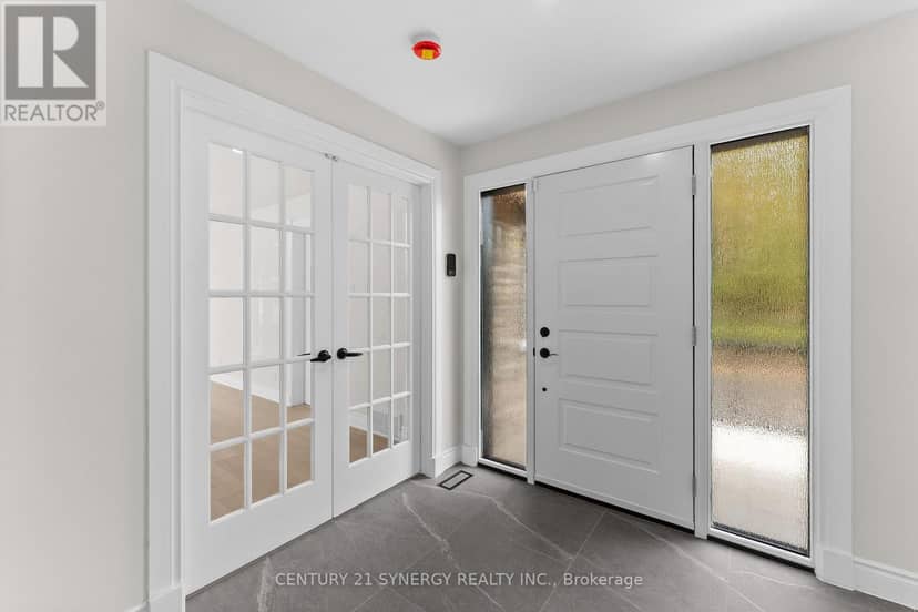 1580 Groves Road — photo 4 of 40