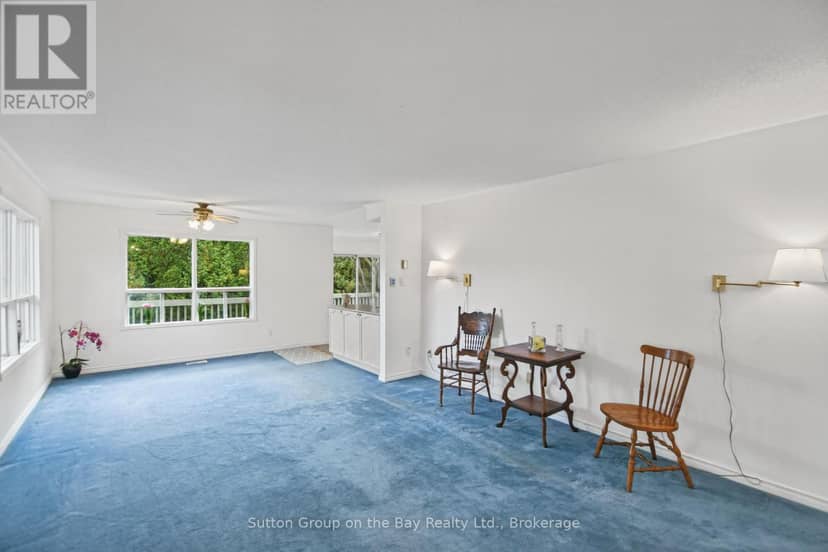 77 Fernbrook Drive — photo 7 of 40