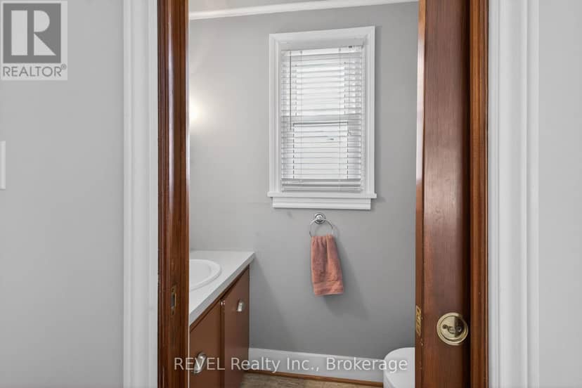 1258 Phillips Street — photo 30 of 38