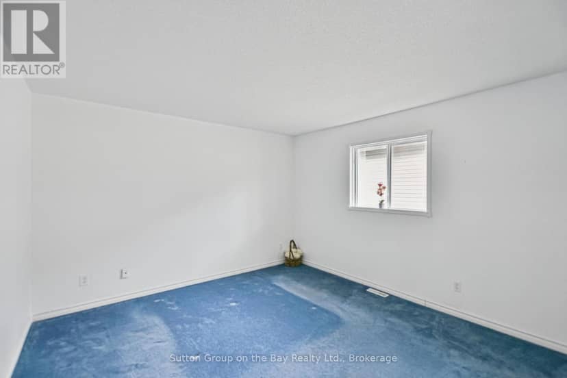 77 Fernbrook Drive — photo 22 of 40