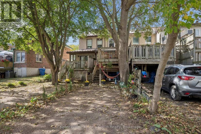 452 St Andrew Street W — photo 25 of 27