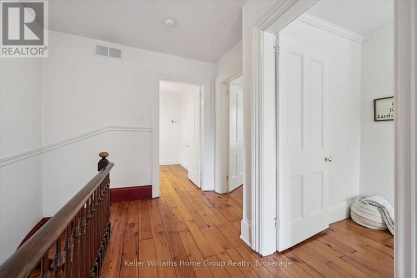 129 Suffolk Street W — photo 25 of 40