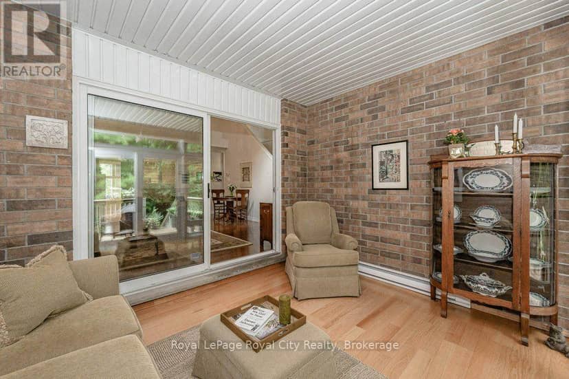 16 - 784 Gordon Street — photo 14 of 40