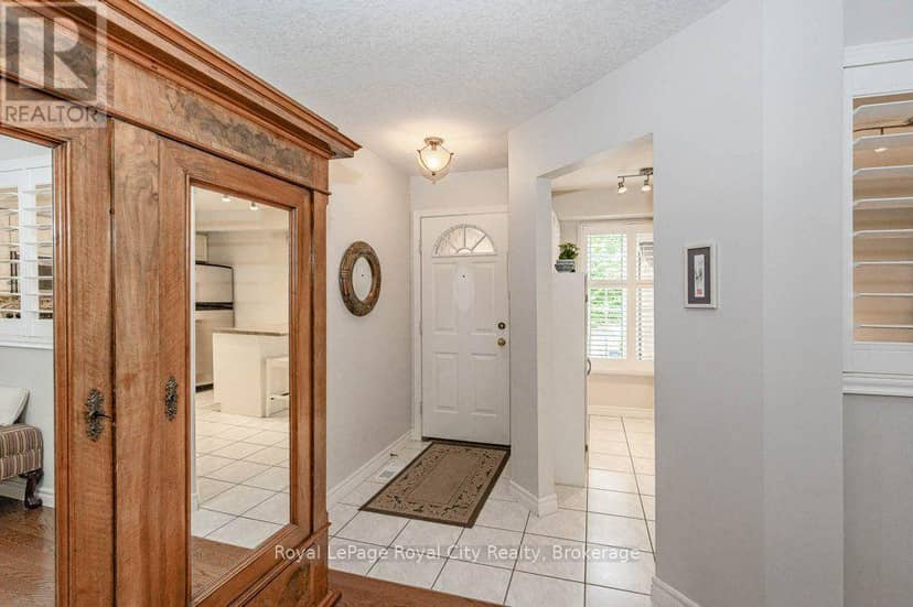 16 - 784 Gordon Street, Guelph, photo 3