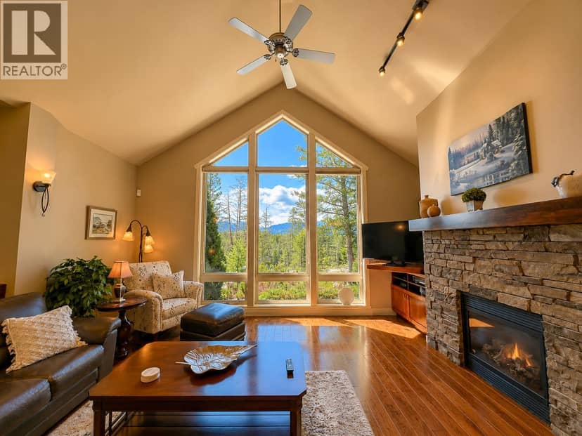 8128 Duby Road, Radium Hot Springs, photo 2
