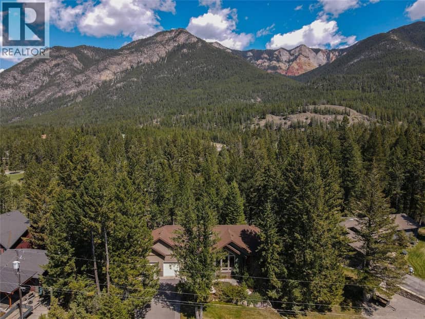 8128 Duby Road, Radium Hot Springs, photo 5