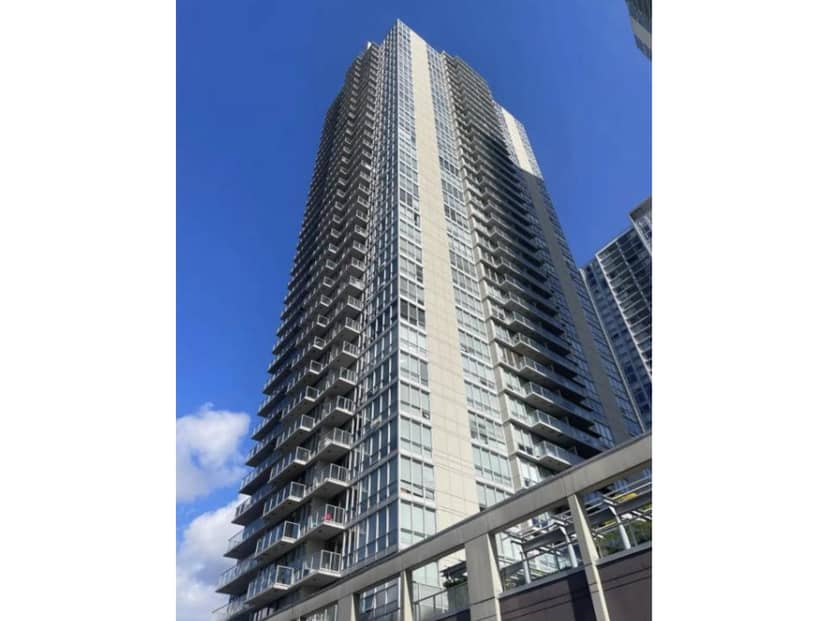 3404 13688 100 AVE, Surrey, photo 2