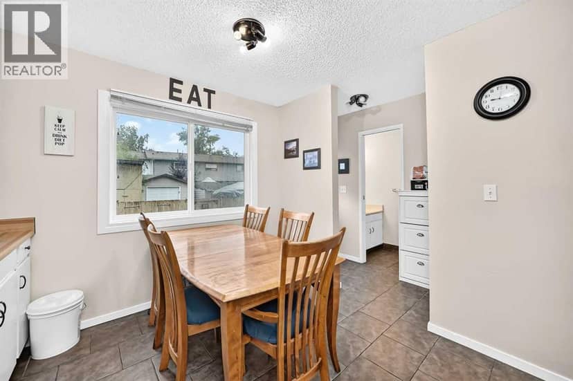 111 Midbend Place SE, Calgary, photo 6