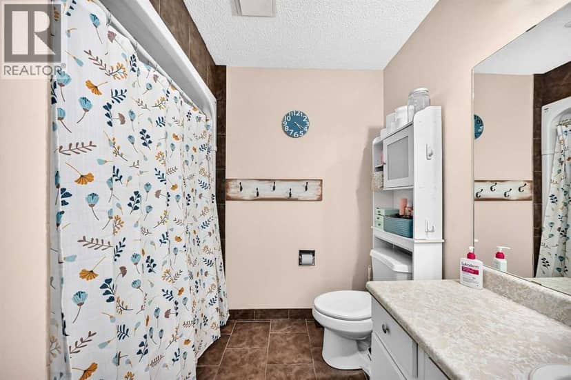 111 Midbend Place SE — photo 18 of 30