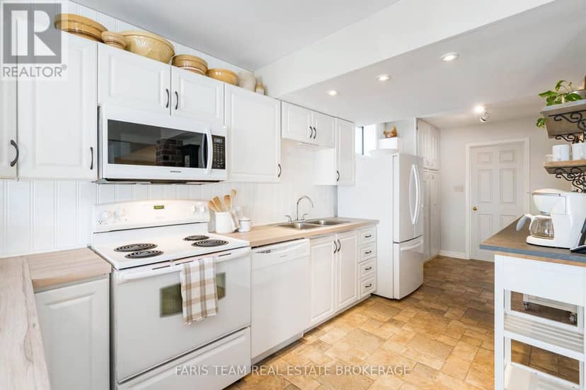 238 Robins Point Road — photo 33 of 40