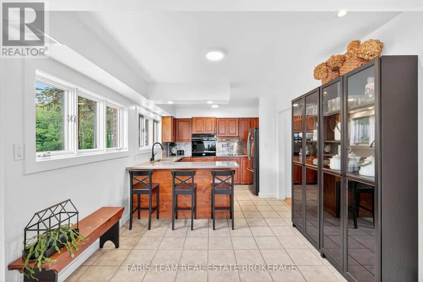 238 Robins Point Road, Tay, photo 7