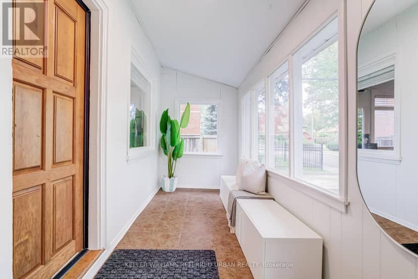 22 Long Branch Avenue, Toronto, photo 6