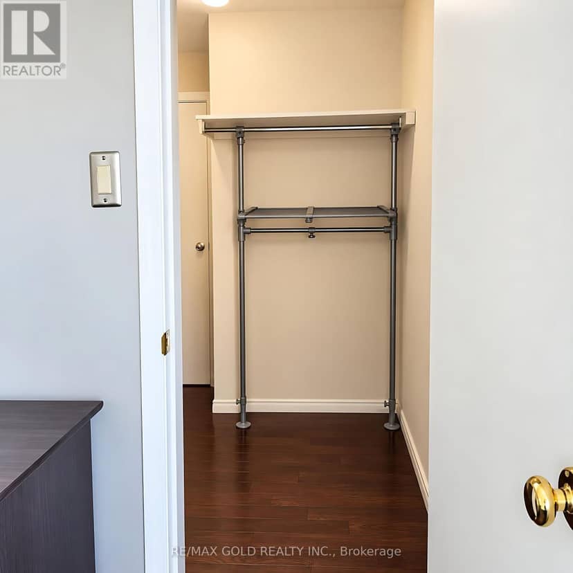 32 Steven Court — photo 17 of 22