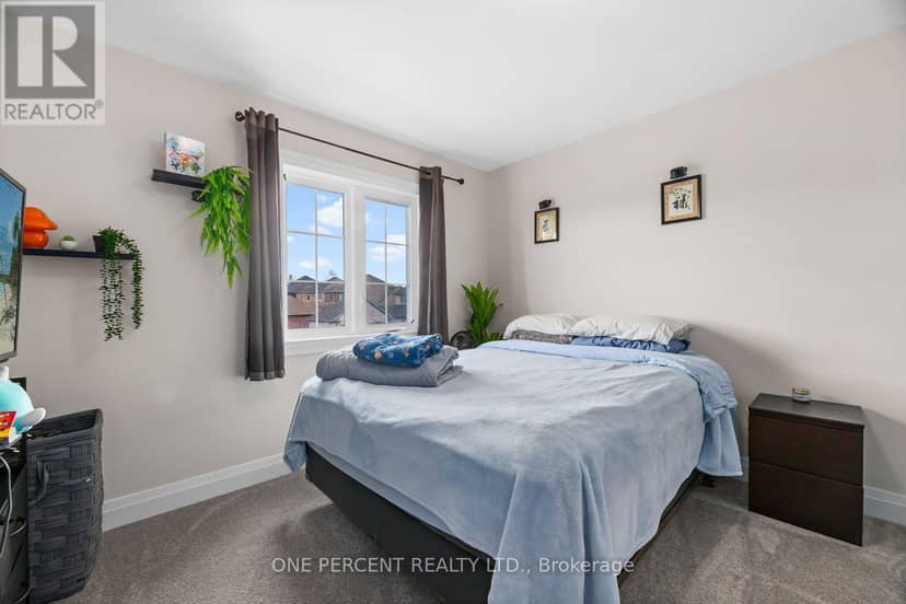 626 Haylock Gardens — photo 30 of 35