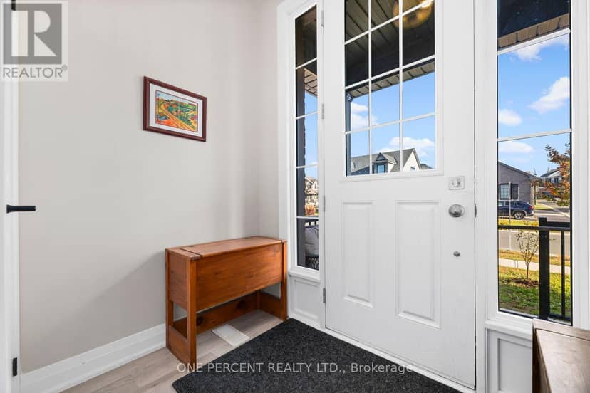 626 Haylock Gardens, Peterborough, photo 4