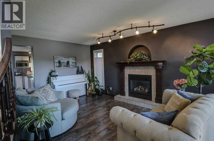 310 Springs Place SE, Airdrie, photo 3
