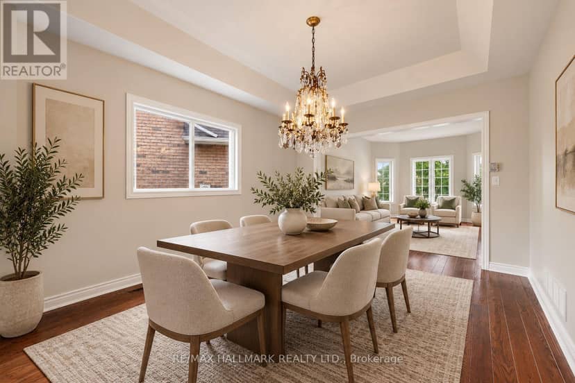 10 Driftwood Court, Richmond Hill, photo 5