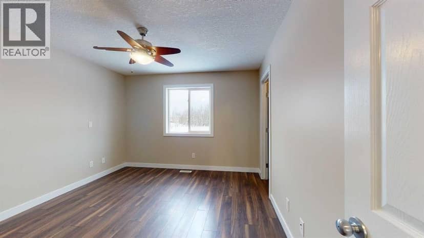 A & B, 8876 75 Avenue — photo 17 of 33