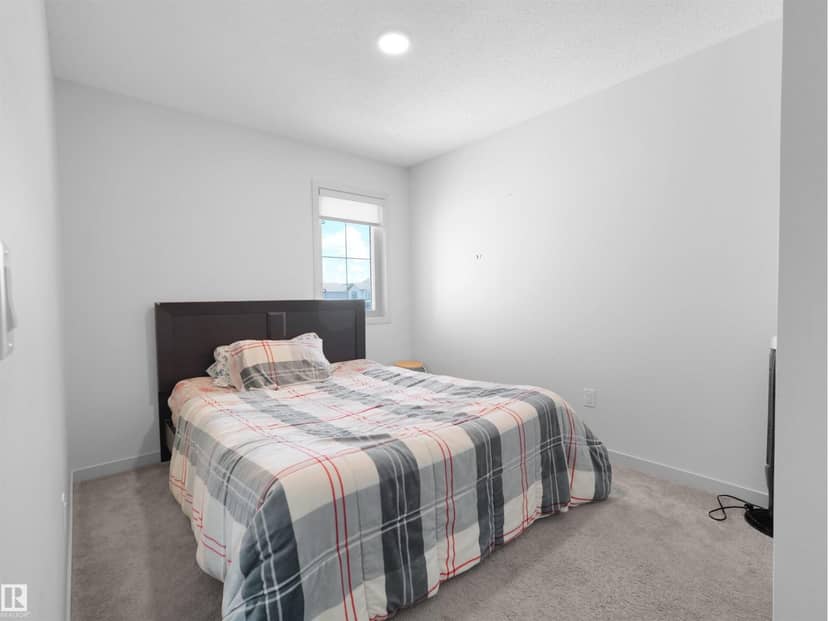 4615 175 AV NW — photo 40 of 40