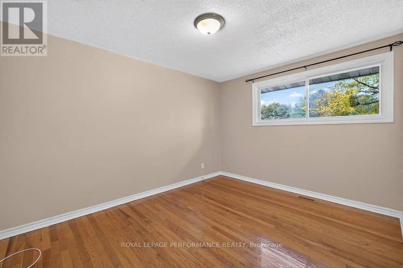2258 Russell Road — photo 29 of 40