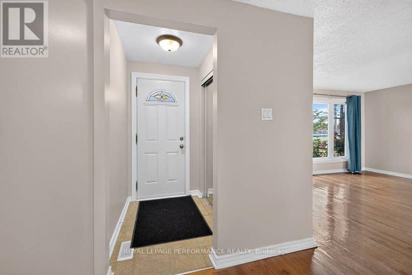 2258 Russell Road — photo 4 of 40