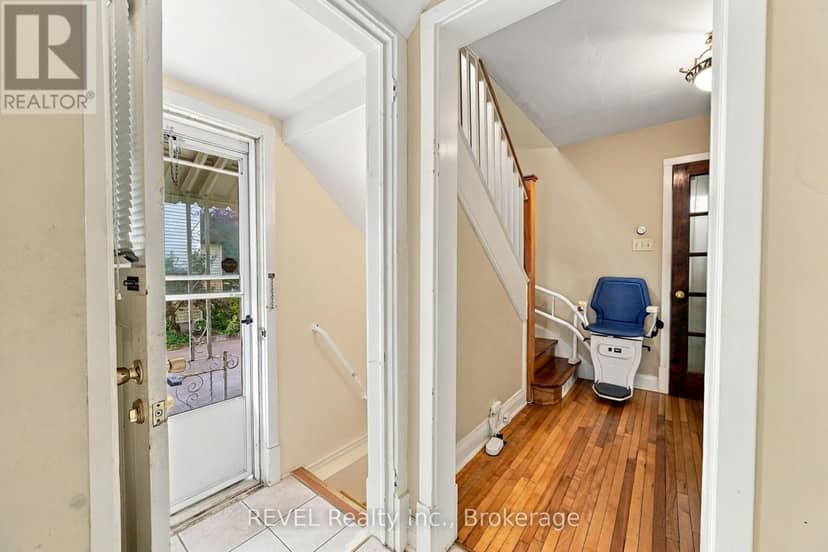 5892 Murray Street, Niagara Falls, photo 7