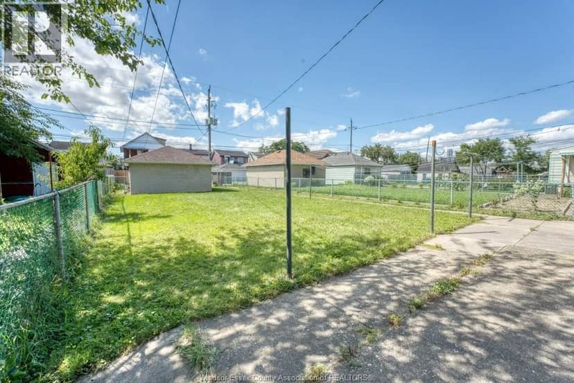 969 Langlois — photo 40 of 40