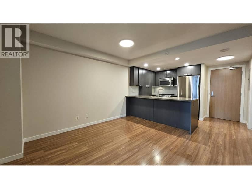 403 2200 DOUGLAS ROAD, Burnaby, photo 2