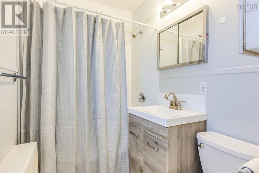 6975 Ward Avenue Avenue — photo 7 of 40