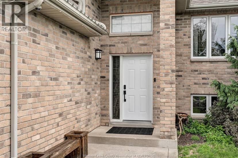 1397 Crosswinds DRIVE — photo 5 of 40