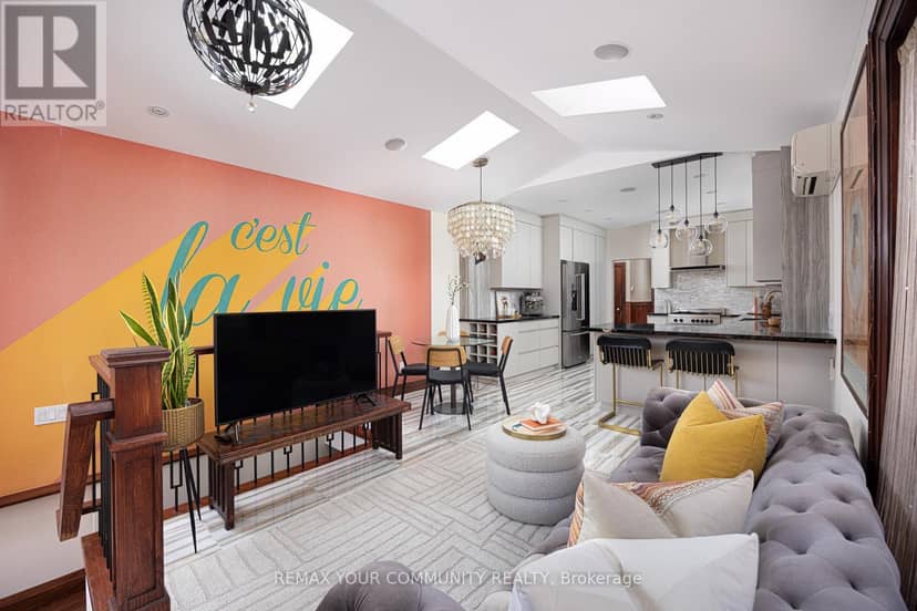 29 Denison Avenue — photo 11 of 40