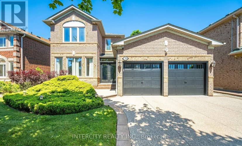 724 Peter Robertson Boulevard — photo 1 of 18