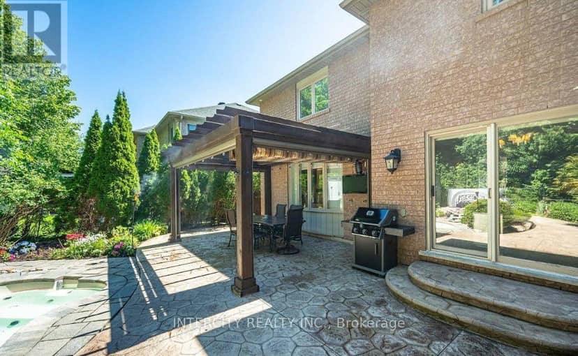 724 Peter Robertson Boulevard — photo 14 of 18
