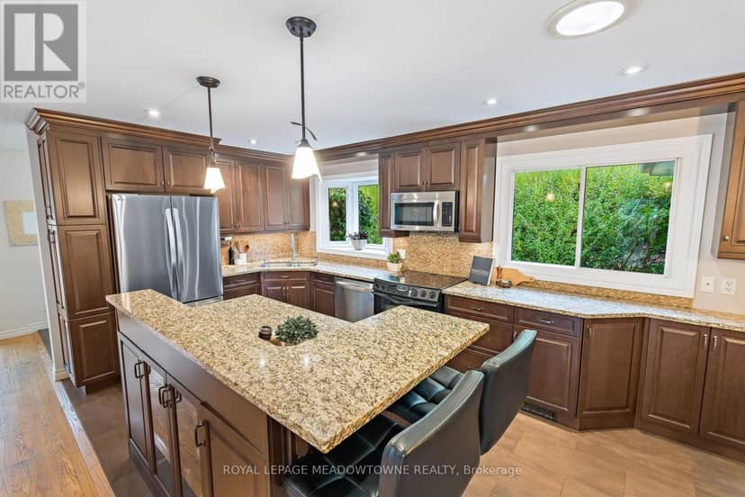 33 Fagan Drive — photo 13 of 39