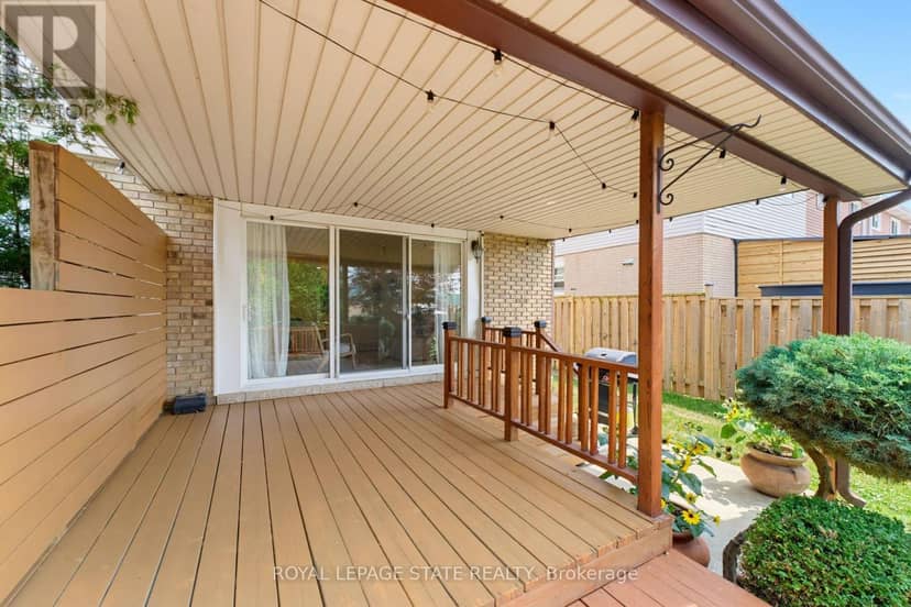32 Silvervine Drive — photo 21 of 35